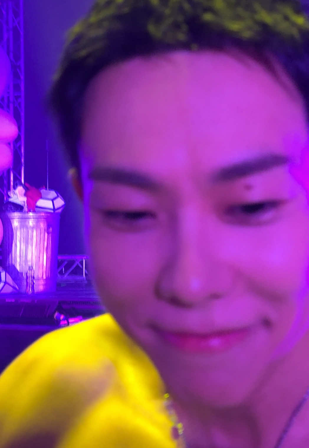 พระกับสีกามันโดนตัวกันไม่ได้นะพี่😭😭😭😭😭😭 #loco #로꼬 #2025LocoConcertinBKK 