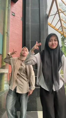 again bcs why not? @sita!! #EAT_IT_UP_SPAGHETTI #LE_SSERAFIM #dance