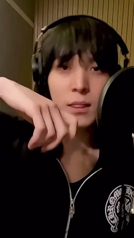 เอาลิ้นกลับเข้าไปเดี๋ยวนี้เลยนะ😮‍💨😁 #yunho #ateez #ateezedit #fyp #에이티즈 