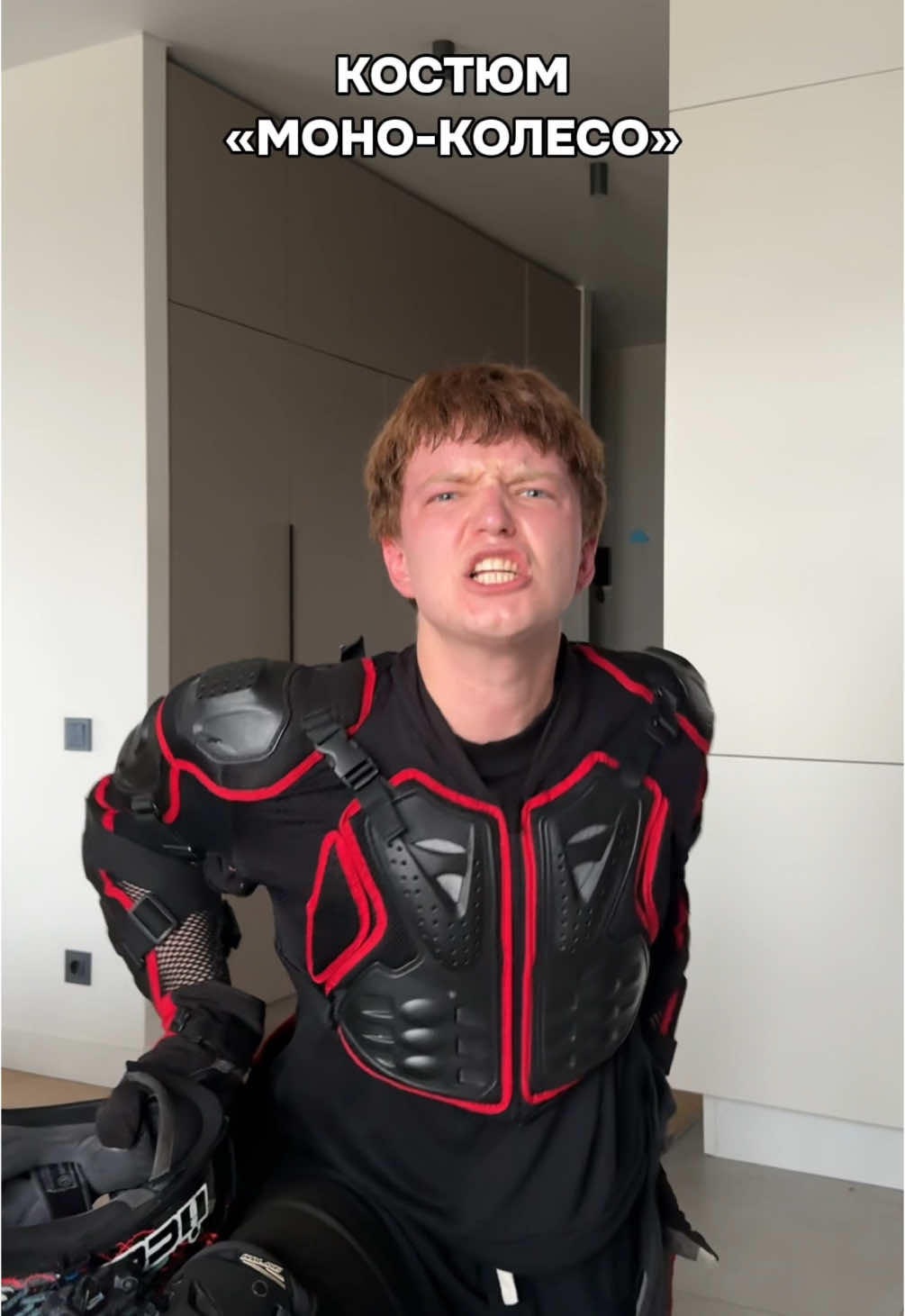 Идет на Хэллоуин🎃 / Тг: Платон Горохов