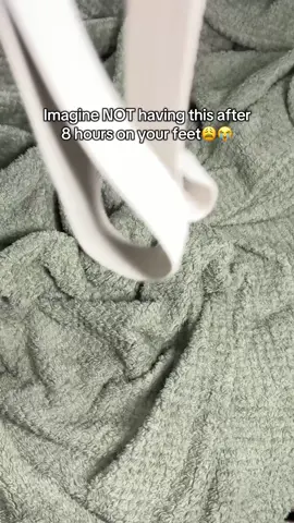 This massager after work 8 hours #christmasgiftideas #massager #relief #🇬🇧 #unitedkingdom 