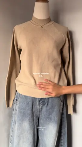 YAS mall qualityy!! 😩 #knittedsweaters #sweater #longsleeve #turtleneck #knittedlongsleeve 