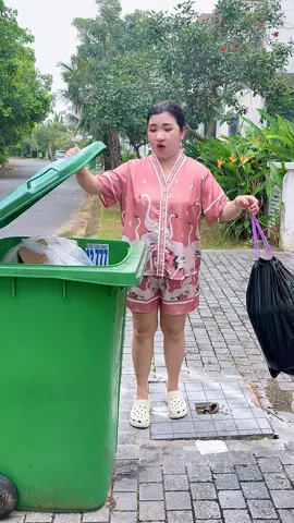 Tất cả túi rác trên đời đều là rác, trừ túi rác nhà #BOBO và đây là lý do! #tuirac #tuiracsinhhoc #tuiracphanhuy #tuiracdayrut 