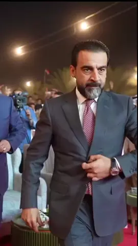 رئيس حزب تقدم الرئيس محمد الحلبوسي، يرافقه محافظ الأنبار محمد نوري، يحضر تجمّعاً جماهيرياً لدعم مرشَّح الحزب النائب أحمد رشيد السلماني في قضاء القائم. المكتب الإعلامي  لرئيس حزب تقدم  #حزب_تقدم 