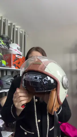 #หมวกกันน็อค #หมวกกันน็อคผู้ใหญ่ #หมวกกันน็อคครึ่งใบ #หมวกกันน็อคราคาถูกของดี #หมวกกันน็อควินเทจ 