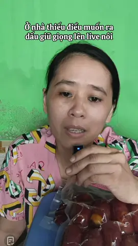 Gáng giữ giọng lên live chứ e ở nhà thiếu điều ra dấu #hannguyen #funny 