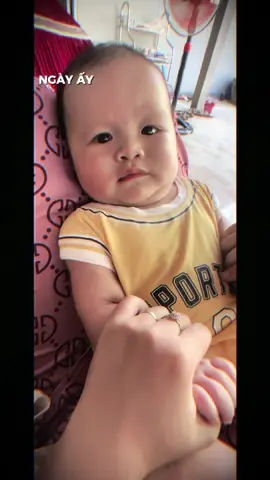 Cái nết giống con mẹ nó khó ưa vô cùng 😆😆 #CapCut  #71bentre_xinchao🌴  #embe🐉2024 