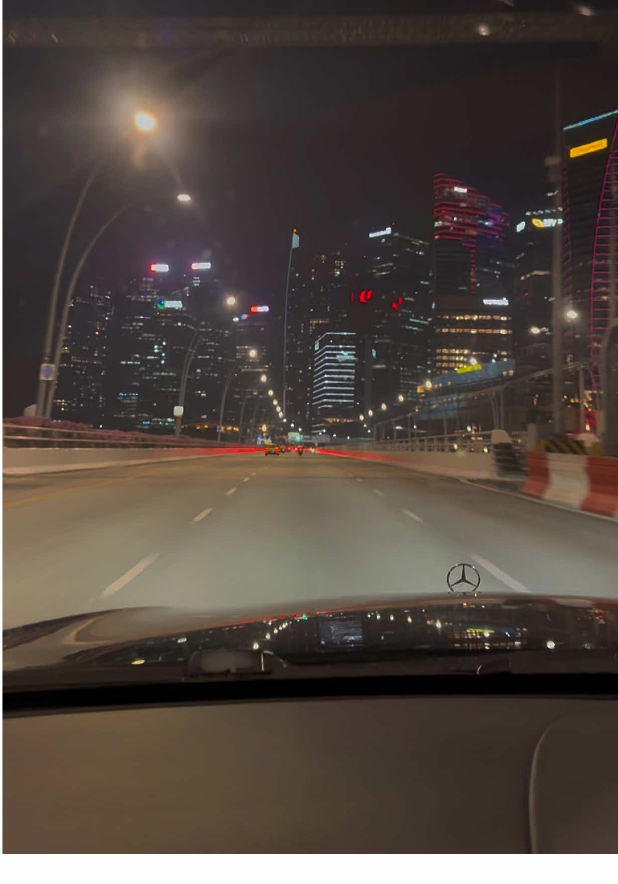 Em chọn gói ghém lại tất cả yêu thương, chọn tự tay mình cắt đứt đoạn tình yêu không lối thoát.. #fpy #foryou #nhactamtrang #tiktok 