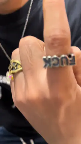 dari atas sampe bawah sampe printilan @thanksinsomnia sebut dia ABM #fyp #thanksinsomnia #mohanhazian @ubed 