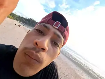 🗿