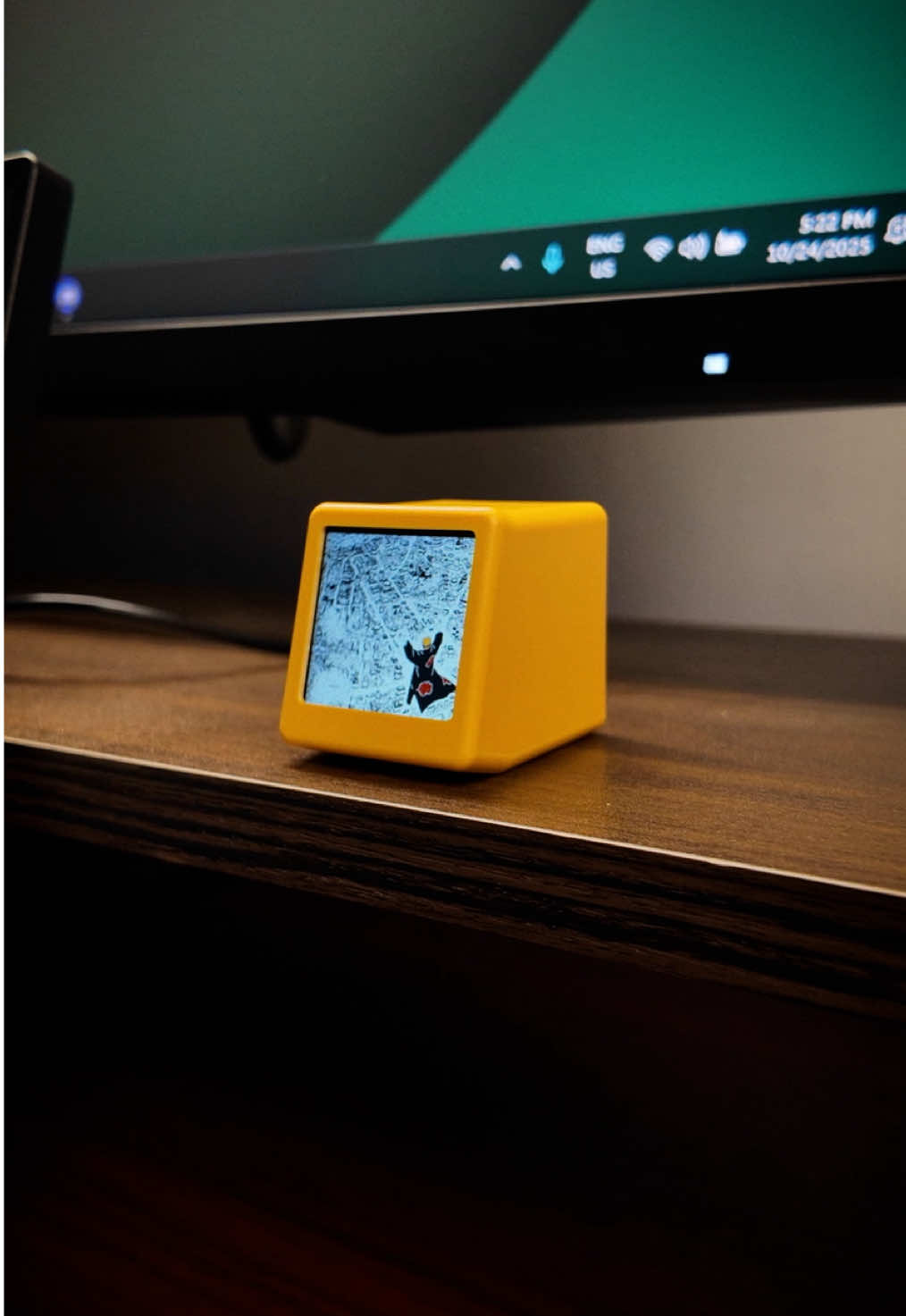 Mini Display for your desk setup! It can show the weather, time, photo slideshow and even your favorite gifs! Good investment for your setup if need something that's functional but also improves aesthetics. #minidisplay #display #desksetup #deskessentials #wfhessentials 