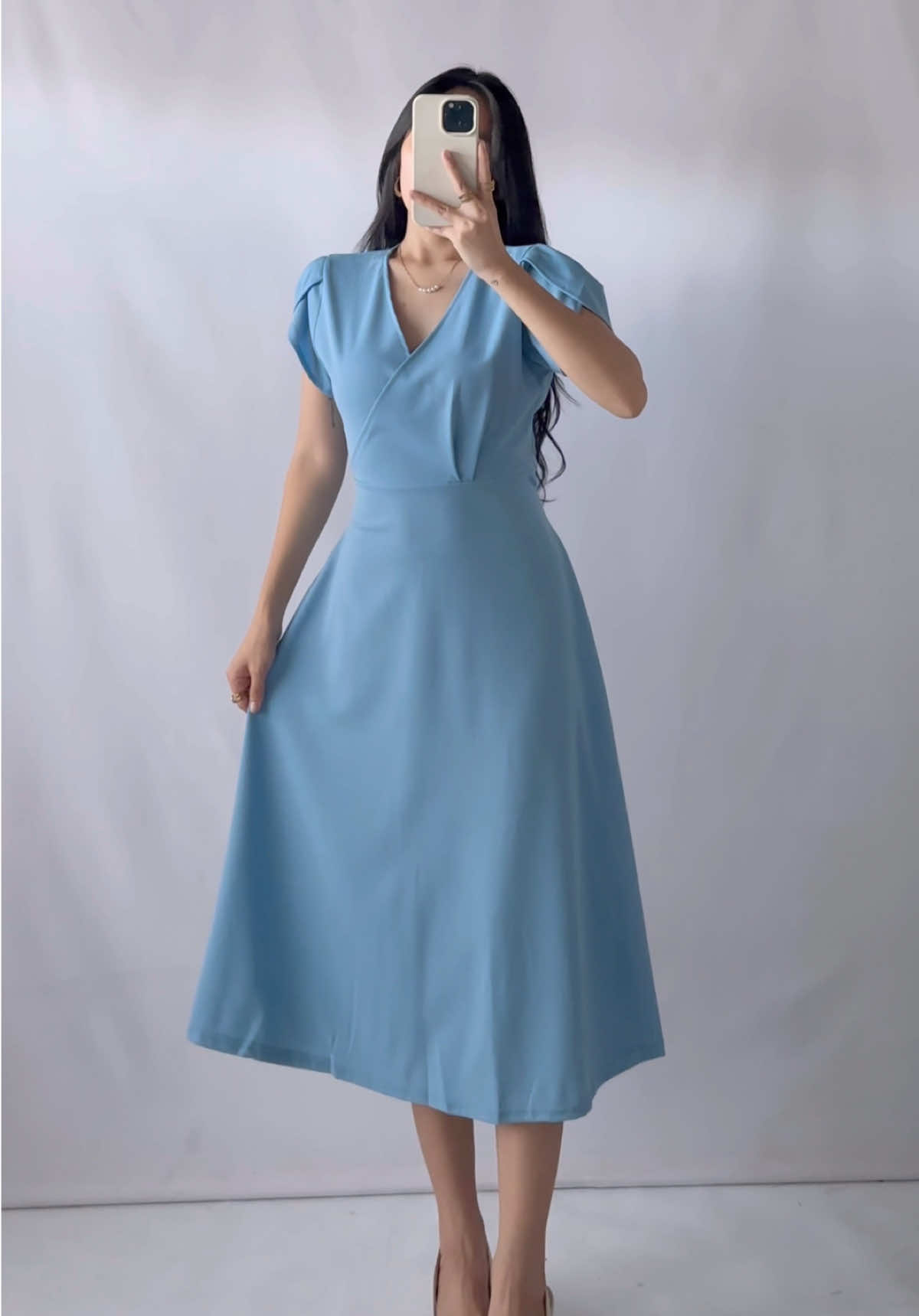 so classy dress #dress #casualdress #mididress #bluedress #dressoutfit 
