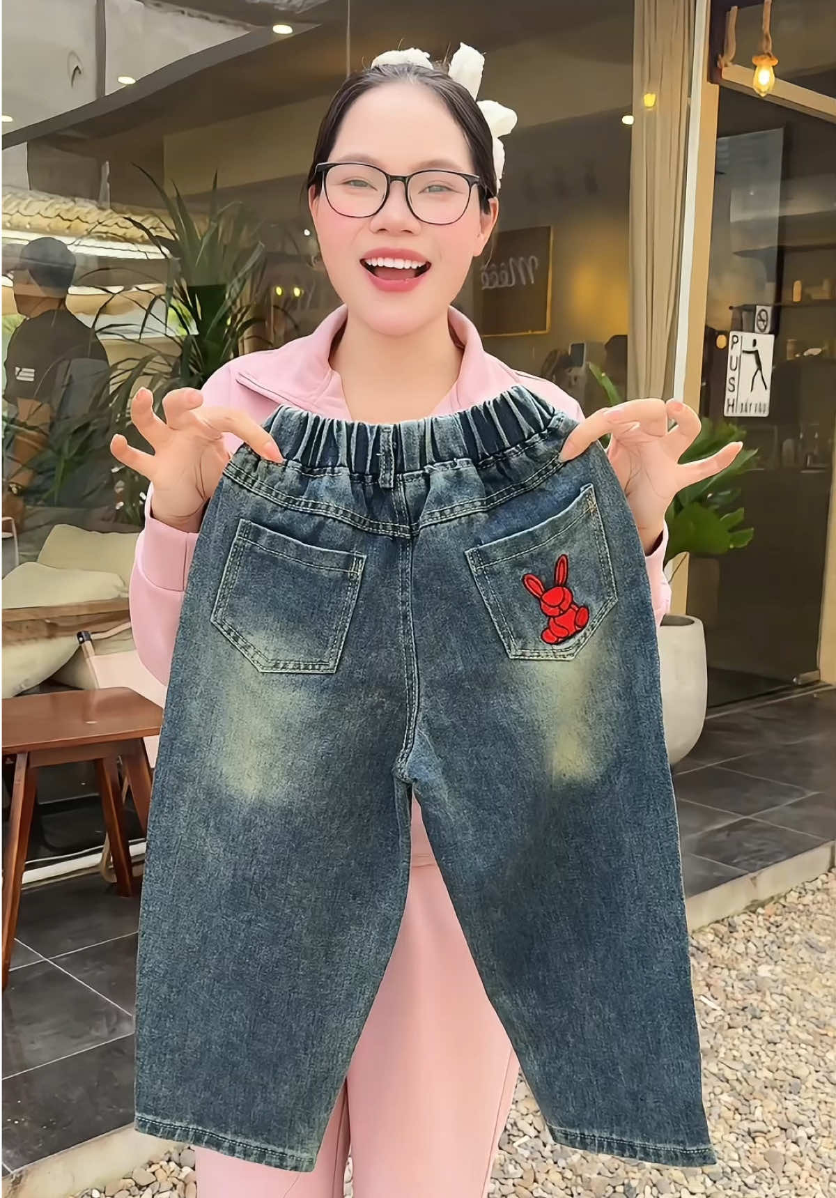 Quần jean baggy cho bé gái #quần #quanjean #quanbobegai #quanbegai #hientantam2000 