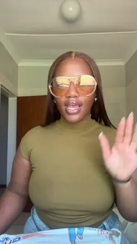 Thank you @DJZinhle    @Era By Dj Zinhle     @Vaseline     @AVON @SKULLCANDY TECH    And @kaylakimkay  @afrocurl   ♥️ 