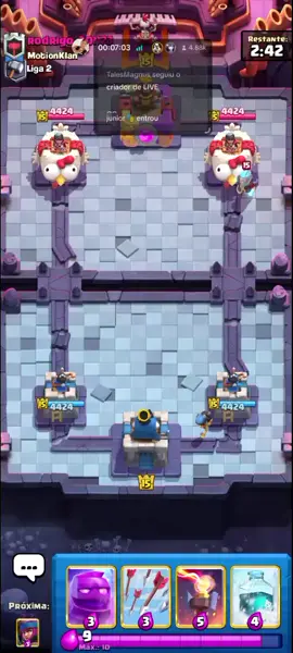 #tiktoklive #livehighlights #clashroyale #clashroyalememes 