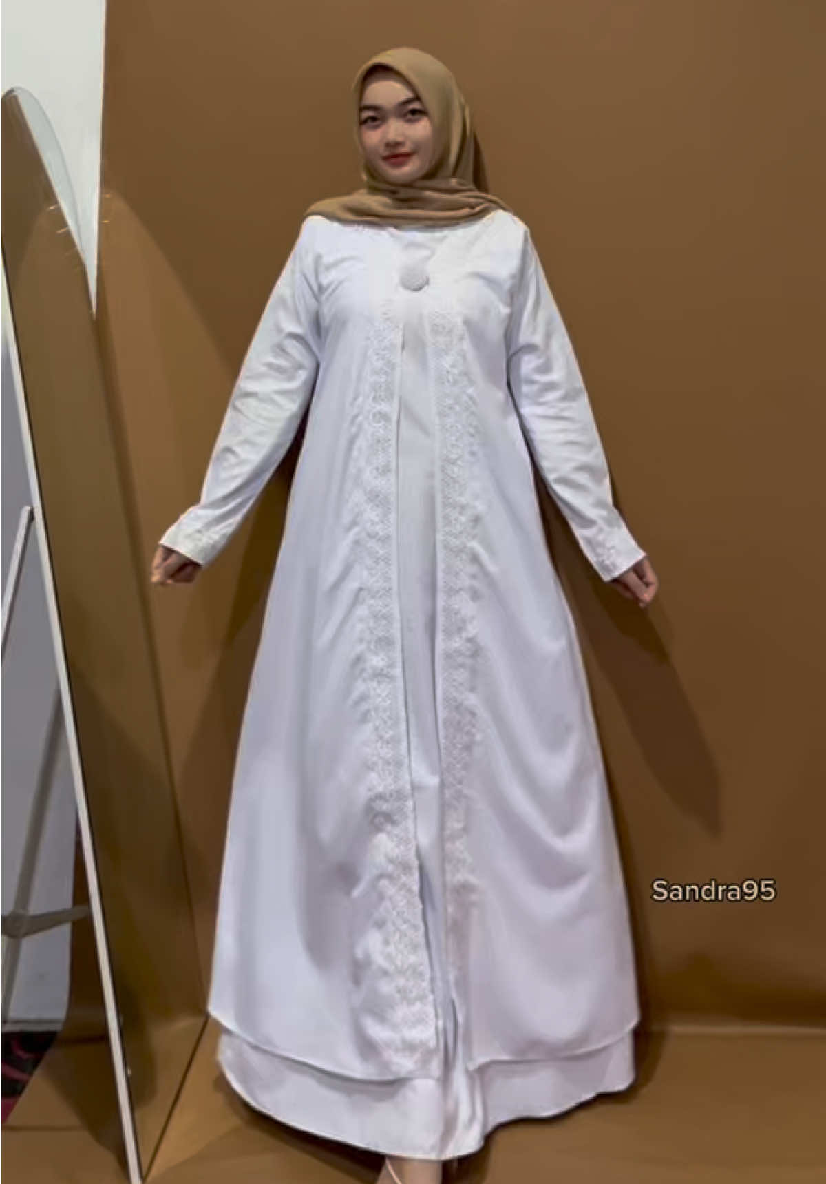 Rekomendasi gamis umroh #gamis #gamisumroh #gamisputih #gamishitam #gamiswanita 