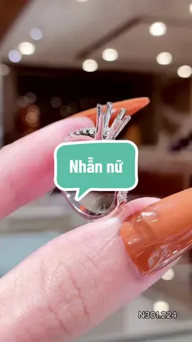 Nhẫn nữ đính kim thiên nhiên chủ từ 4.5ly #longngocluxury #thanhtrungdiamond #kimcuongthiennhien #trangsuckimcuong #trangsuckimcuong 
