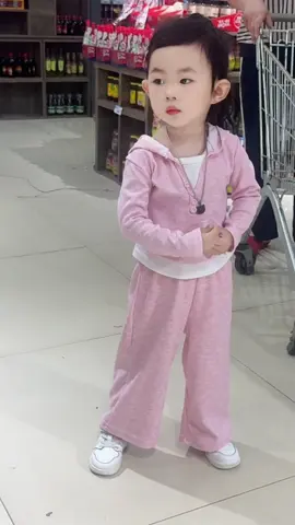 Sét bộ thu đông dài tay cổ chữ V chất vải len tăm cho bé gái từ 8-38kg #bothudongbegai #bothudong #xuhuong #xuhuongtiktok #thinhhanhtrend 