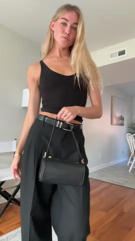 Ootd ! all black 🖤 #OOTD #outfitinspo #myoutfit #whatiwore @H&M @Brandy Melville 