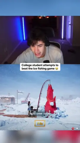 College student attempts to beat the ice fishing game 😭 #kickstreaming 