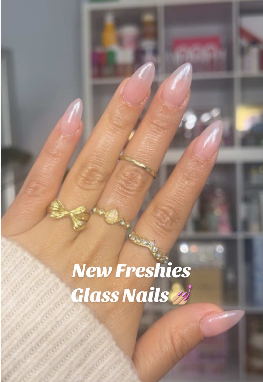 Nails for the month of November! 💓💗 Classy nails Glassy Nails, Glazed Nails #glassynails #nails #tiktokcreator #glazednails #uñasbonitas 