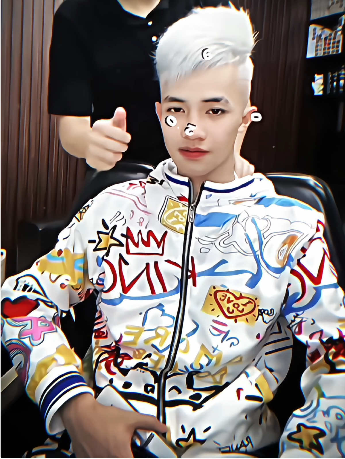 Áo khoác mũ hoạ tiết boypho #aokhoacni #boypho #xuhuong #chaypho #thoitrangthinhhanh 