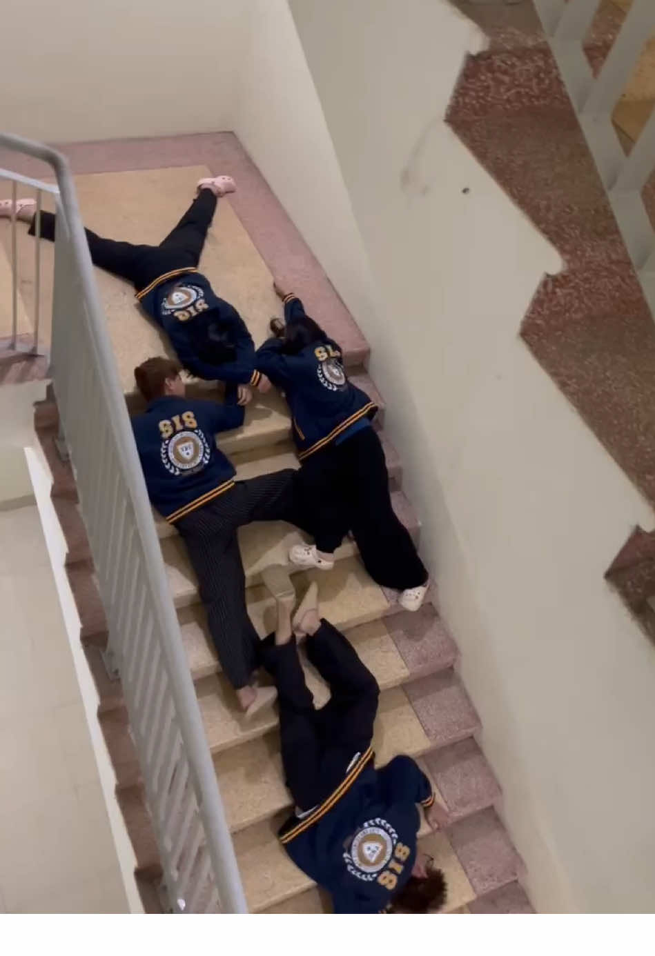 đừng xem đến cuối💔 #sis #vnu #viral #fyp 