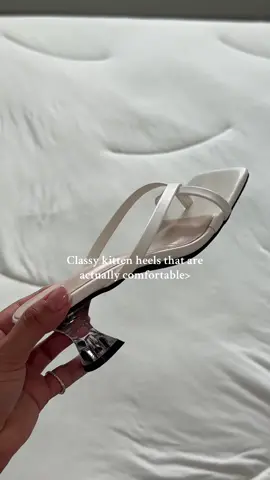 I can walk all day in these kitten heels, I have them in 3 colors they’re that good 🤍 #kittenheels #tiktokshopblackfriday #tiktokshopcybermonday 