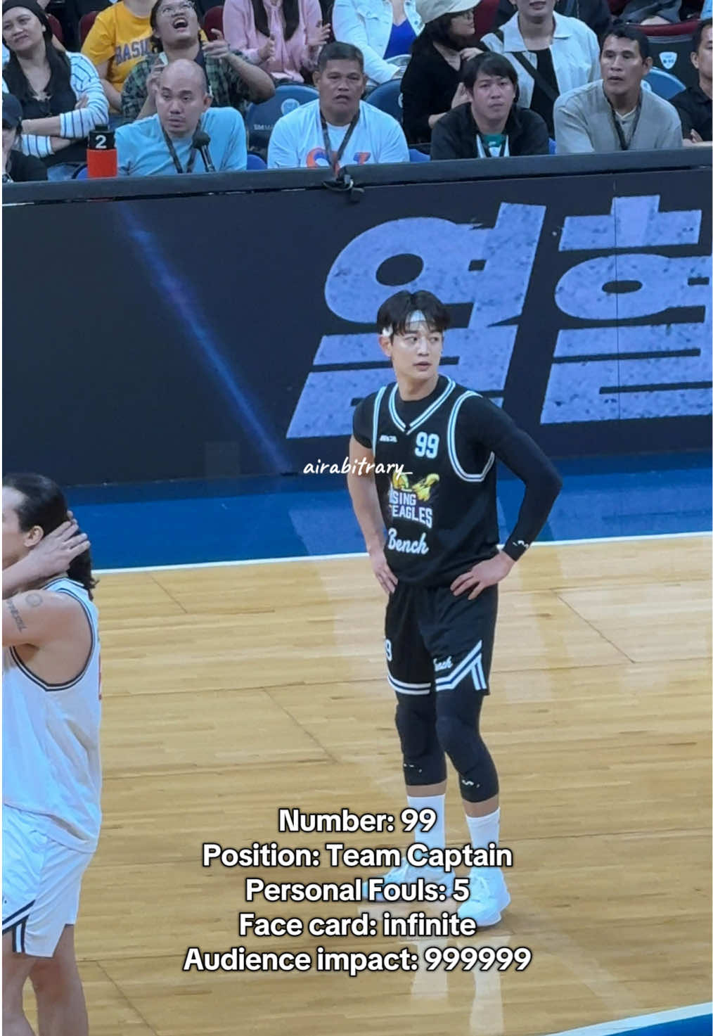 Choi Minho in the house! With graduation pa sa Pinas! Hahahaha #choiminho #minho #shinee #benchshootofasia #shootofasia 
