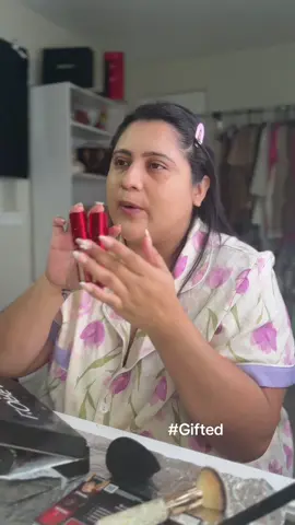 Very raw and very opinionated review. Please check the whole video before jumping into conclusions. If you are very oily or need it for an event, I feel like this would work for a hot, very hot day because once it sets, it does not budge at all. Once again, I need to prep my skin a little better because I am also combo/oily, but for me, it is very, very matte, which I love matte foundations, but this one is very different.          Let me know of other ways to prep my skin to use this skin ink foundcealer ?   Thank you so much @loréal paris usa   #gifted #giftedbylorealparis #BeautyTok #makeupreview #makeuptok 