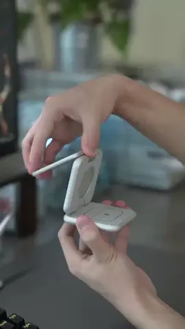 ✅3 in 1 foldable magnetic wireless charger. Get yours now from our website 🔗. #fyp #foryoupagе #lootx #charger #wireless 
