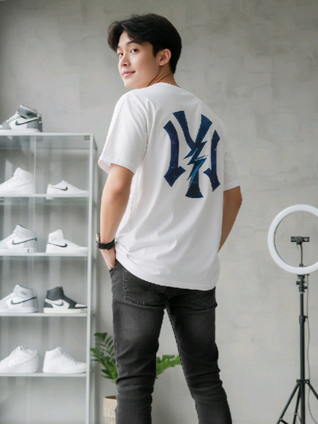 Kaos Unisex Katun 220g Lengan Pendek, KerahBulat, Model Longgar Gaya Amerika denganSablon Print #kaosdistro #kaosmurah #kaosoversize #kaosviral #promomakangajian 