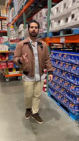 🥜 Peanut Butter Showdown! Two favorites — Skippy vs Kirkland. Which one’s really better for your weight-loss or post-bariatric journey? 💪 Protein: Both solid (~7–8 g) 🍃 Fiber: Kirkland 3 g > Skippy 2 g 🚫 Added sugar: Kirkland 0 g < Skippy 2 g 🧂 Sodium: Kirkland low < Skippy 150 mg 🩺 My pick: Kirkland Organic for cleaner ingredients, more fiber, and less sugar. But remember — even the healthy stuff adds up fast! Stick to 1 Tbsp at a time 😉 Which one’s in your pantry? Comment below 👇 #BariatricTips #PeanutButterFaceOff #HealthyFats #PostBariatricFriendly #WeightLossJourney   