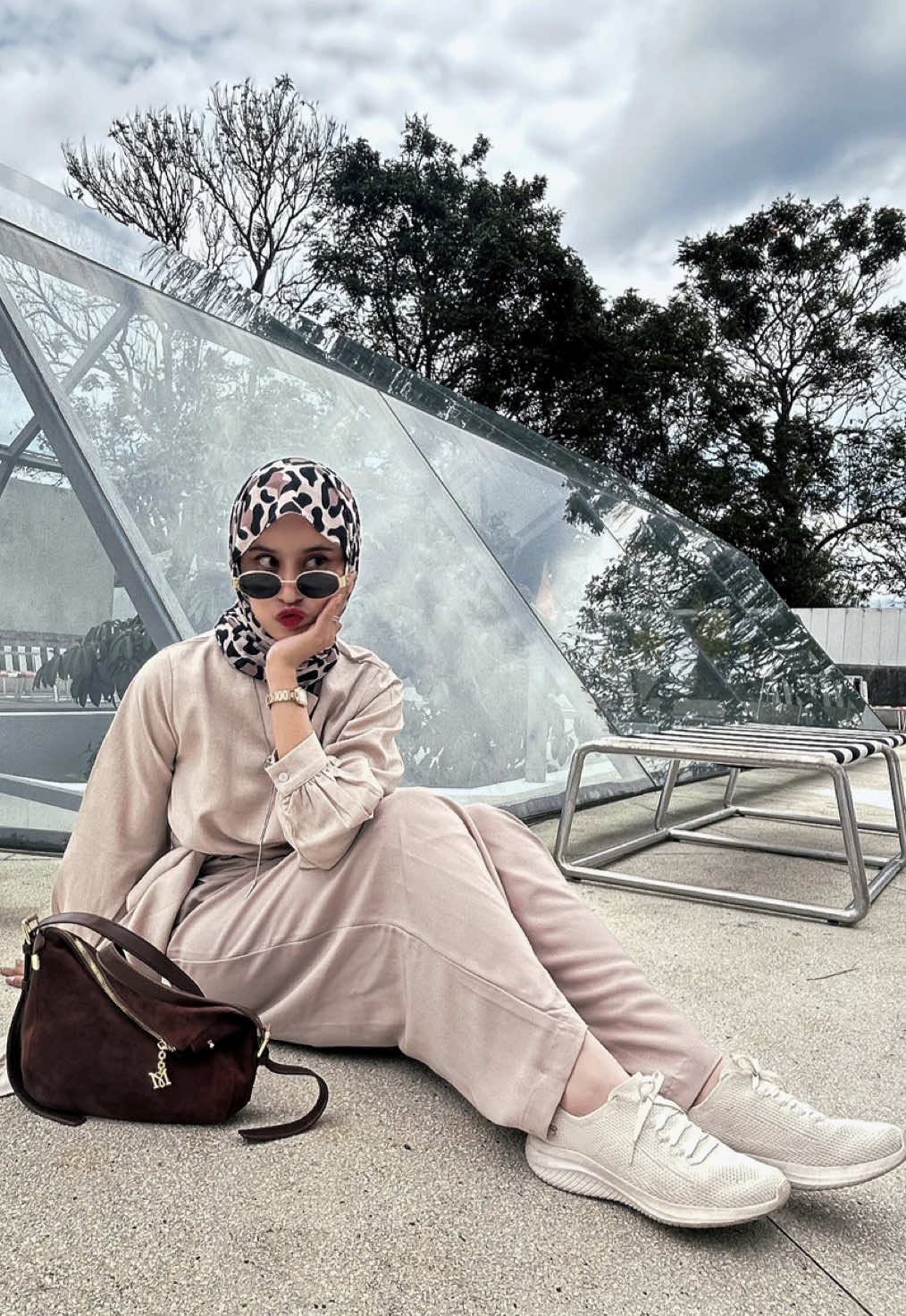 Jj malem malem biar besok kaget liat notif🤭 #MSMO #outfitideas #novablouse 