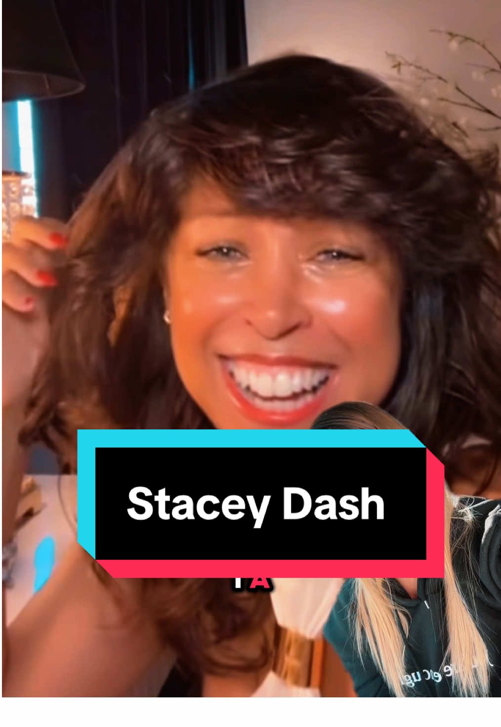 What is going on in Hollywood?! #clueless #fyp #staceydash #foryoupage #greenscreen 