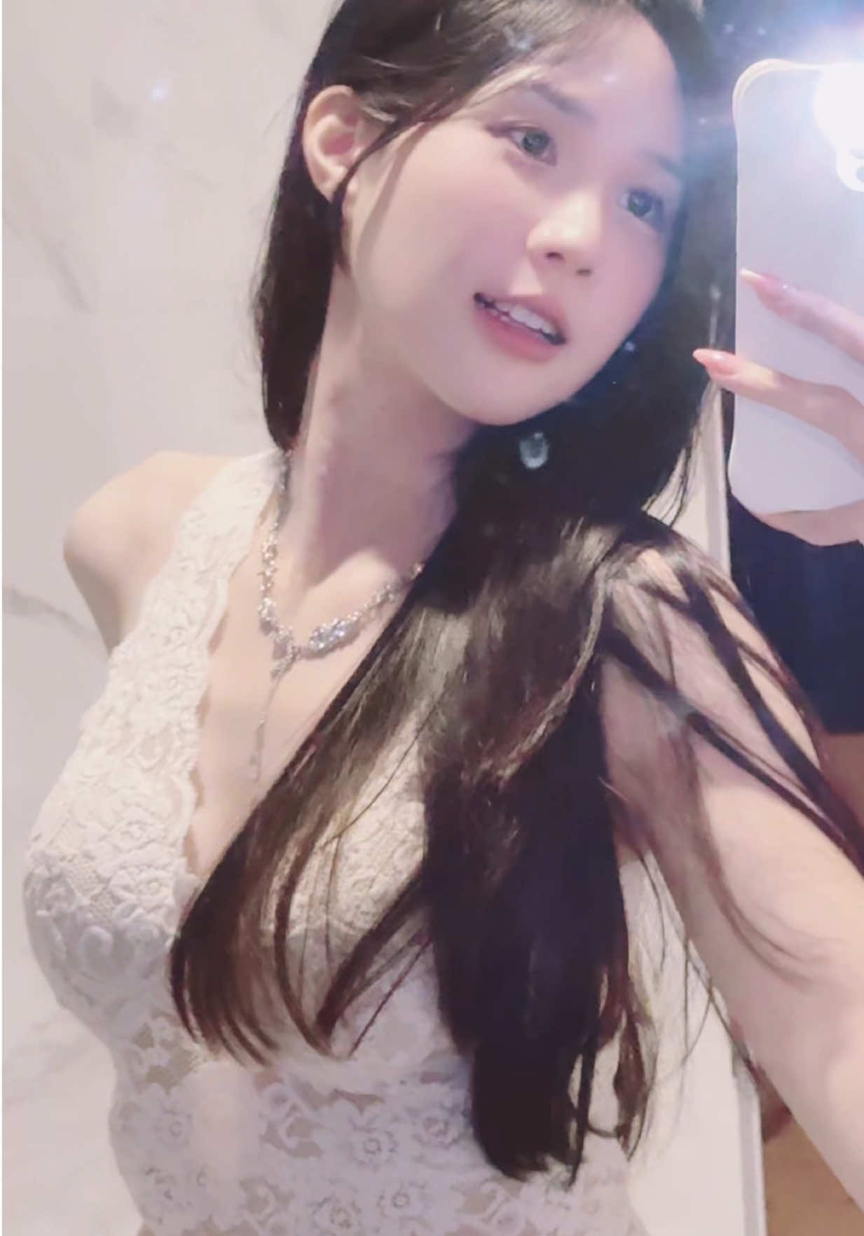 Pov ลองยื่นกล้องให้เทอ…ถือให้🫣