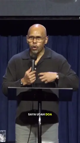 Orang Kristen adalah orang yang mengejar penyertaan Tuhan selagi menunggu jawaban doa. Oleh : @Billy Lantang  #kotbahkristen  #kabarkristen  #storykristen  #tuhanyesusmemberkati 