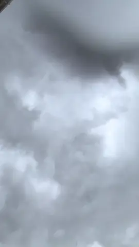 نَبتلُّ من قطـرةٍ في القلبِ يا مطرُ! 🌧️ #مطر #قرآن_كريم_راحة_نفسية🌷🌻 #أكتوبر #عبدالله_الموسى #quran 