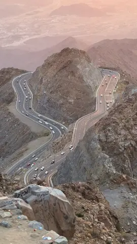 Taif Al Hada Mountain. #taif #taifsaudiarabia #alhada #Umrah #umrahguide 