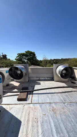 SISTEMA DE EXAUSTÃO DE QUALIDADE. NÃO ECONOMIZE EM SUA COIFA