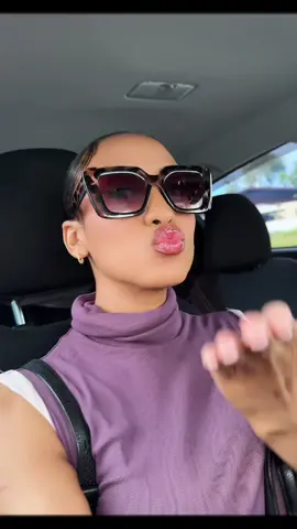 @Xio Napo✨  #clothing #waxing #lashes #pedicure #gezichtsbehandeling 