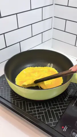 Sơn lại giường ngủ, không biết ổn không như mà đam mê nó vậy rồi😬 #thaydoibanthan #daysomnaucom #caitaophongngu #donnha 