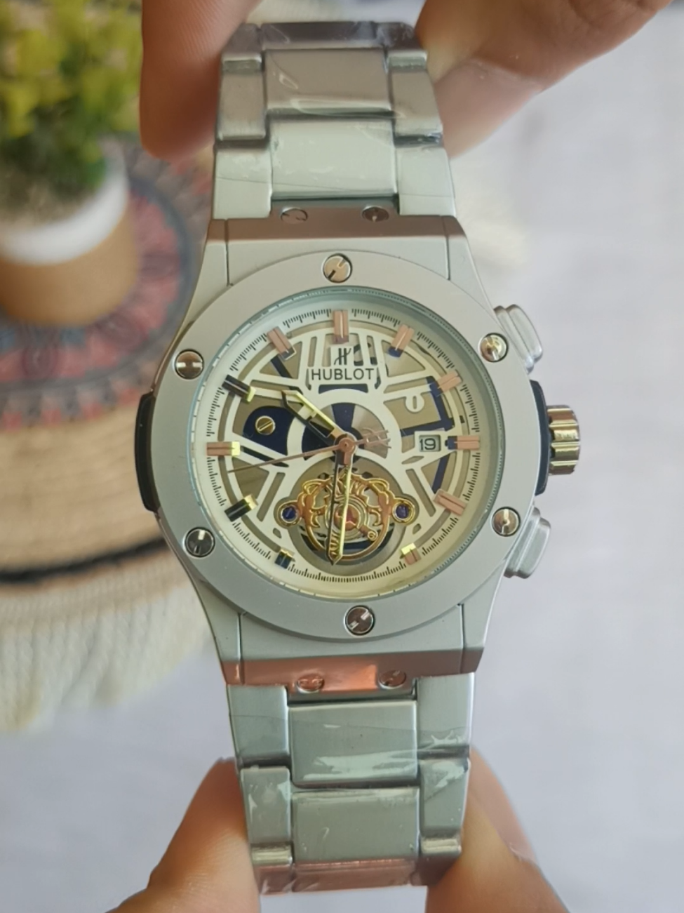 دى قطعه نادره مش هتلاقيها كتير  الساعه معدن مقاوم للصدا وتغيير اللون ومختومه جميع الاختام للطلب واتس  01500671162 #watches #ساعات_فخمه #ساعات_رجاليه #ساعه 