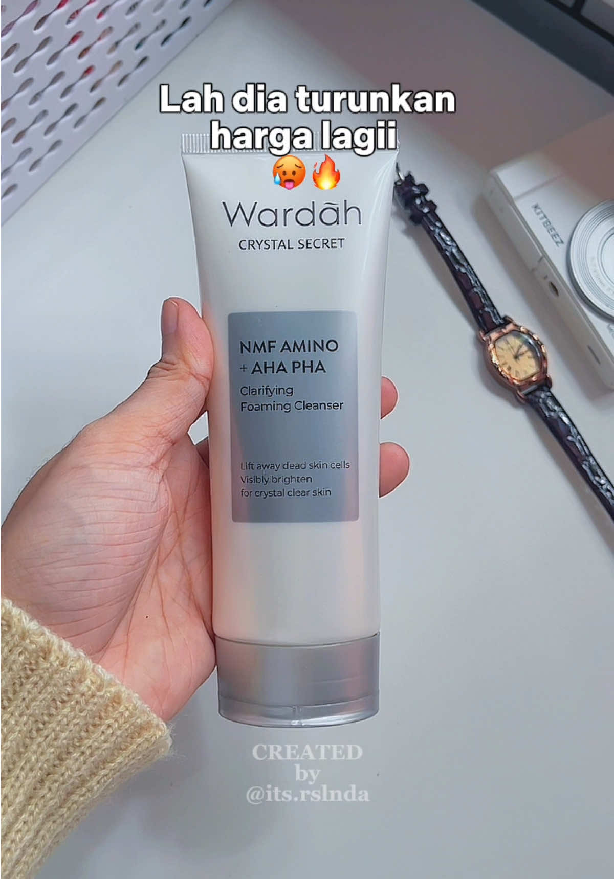 #wardah #wardahcrystalsecret #cleanserwardah #cleanserviral #skincareroutine 