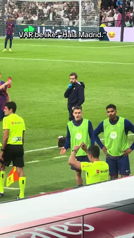 Just part of the tradition 😌 #ElClasico #RealMadrid #VAR #Barcelona #Football