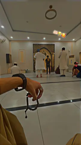 ڈوبتا جارہا ہے دل میرا اشک اندر کو چل پڑے ہیں۔#Thanks3Mvewis #صلی_اللہ_علیه_وآله_وسلم 
