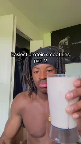 #proteinsmoothie in 5 seconds  Frozen water  milk @Legion Supplements whey Creatine Greek yogurt 10/10