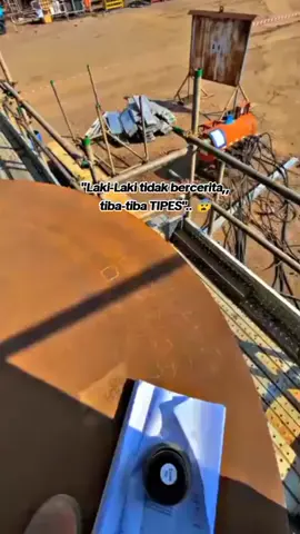 Kerja, gajian bayar hutang.. ngutang lagi, gajian lagi .... 🔥🔥🔥 #helemkuning_imip👷🥰 #sadstory #kuliproyek👷🏼  #welderindonesia🇮🇩 #lewatberanda 