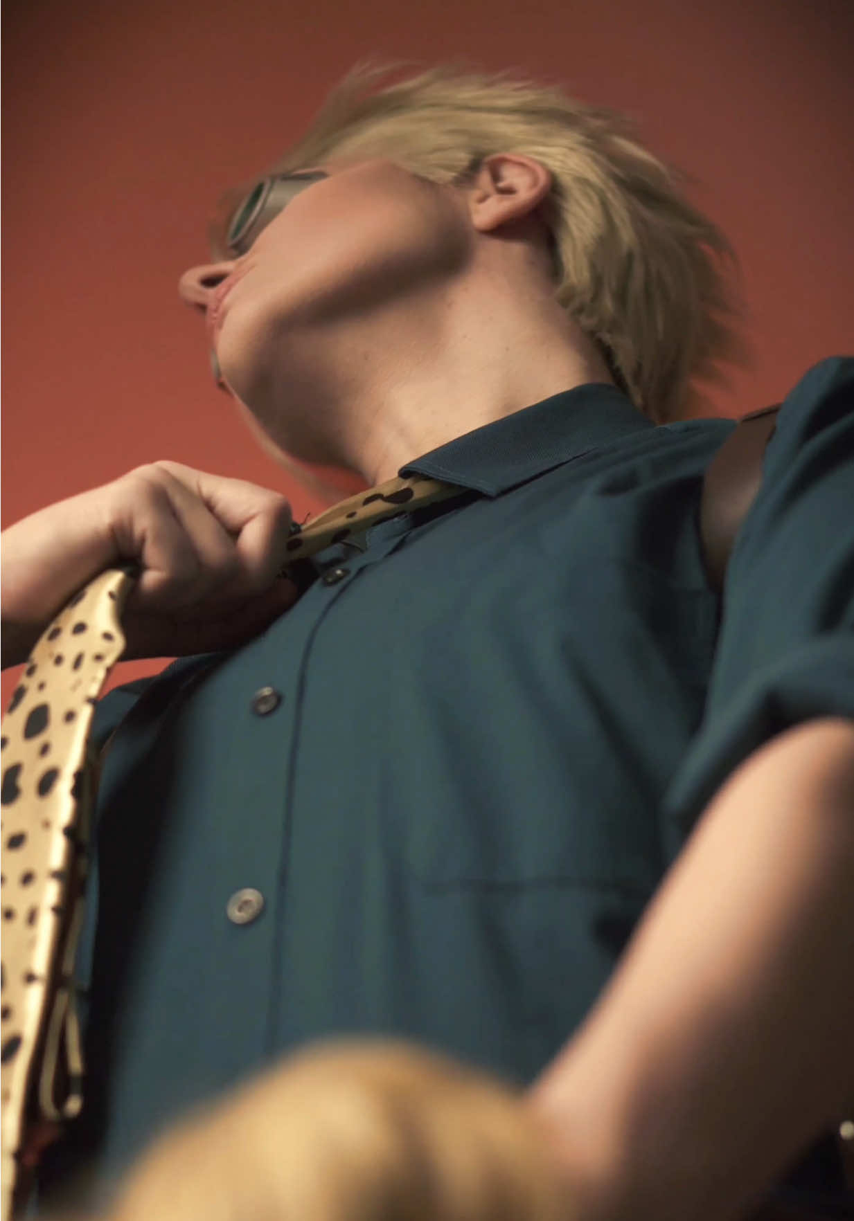 Replying to @bnnn You waited patiently… now it’s overtime 👹 #nanami #nanamicosplay #nanamikento #jjk #jujutsukaisen 