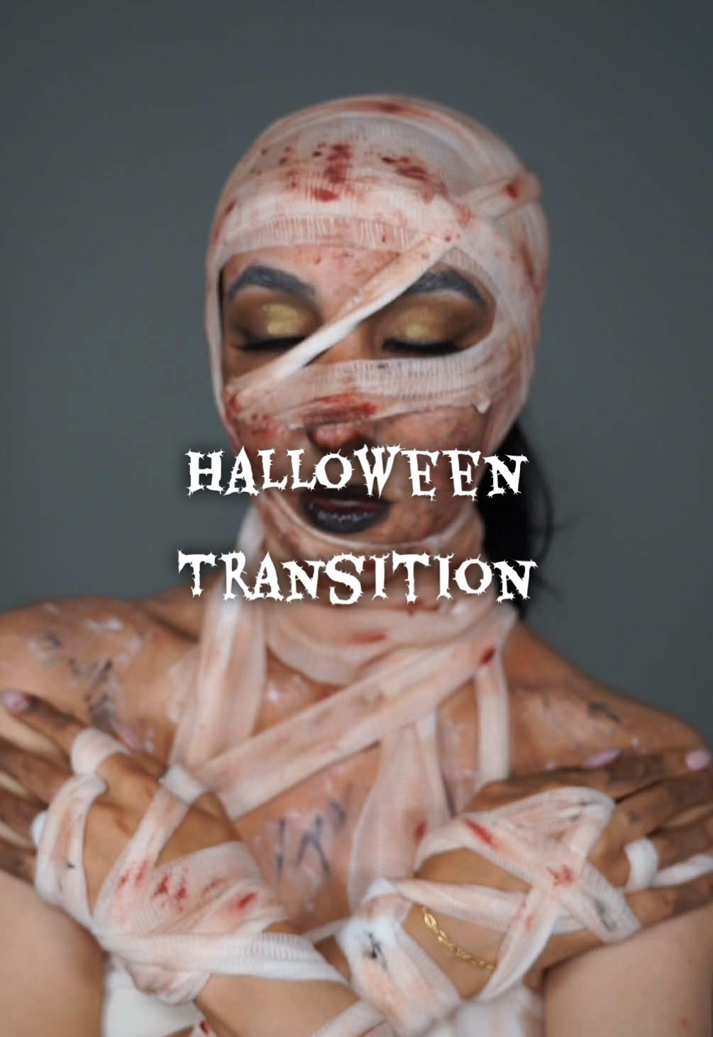 this Halloween Makeup Transition got me all wrapped up 👏🏼 Glam Mummy Halloween Costume  #halloweenmakeup #makeuptransition #trendingaudio #halloweenlook #halloweentransition 